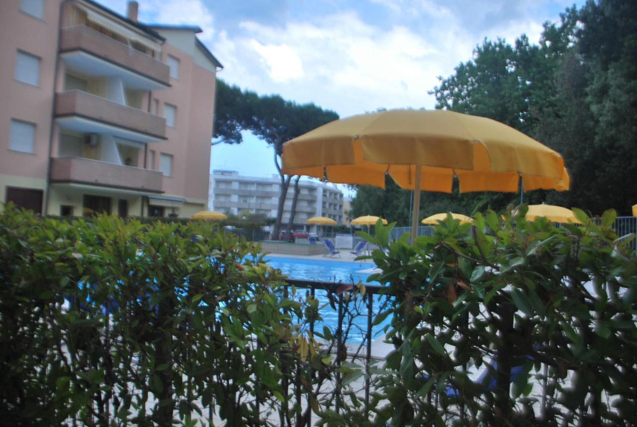 Acquasmeralda Appartamento 03 โรโซลีนามาเร ภายนอก รูปภาพ