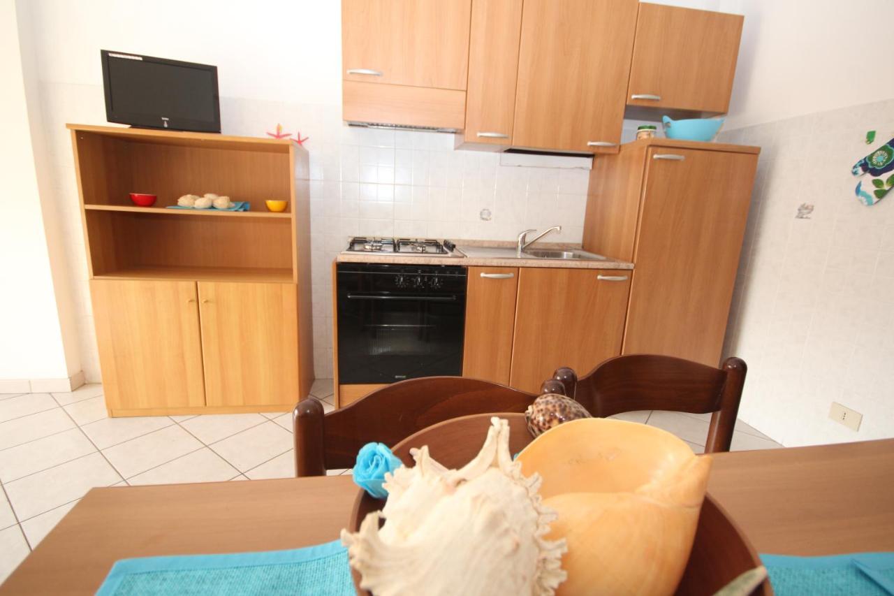 Acquasmeralda Appartamento 03 โรโซลีนามาเร ภายนอก รูปภาพ
